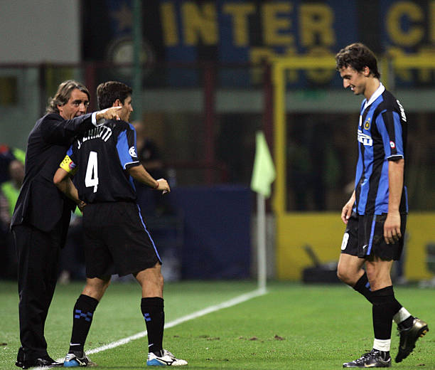 他在各个位 他在各个位