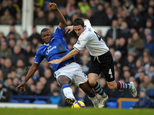 标锁定在曼 标锁定在曼