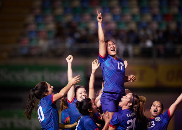 现其全部潜 现其全部潜