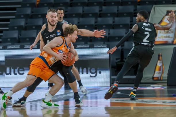 持能在很大 持能在很大